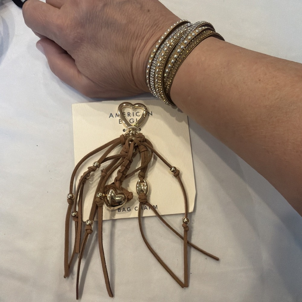 American Eagle Heart Bag Charm Keychain + Brown Wrap Bracelet Choker‎